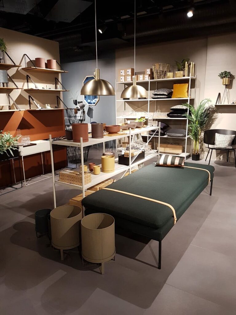 Butiksinredning möbler